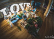 Świecące LOVE i przygotowania dekoracji