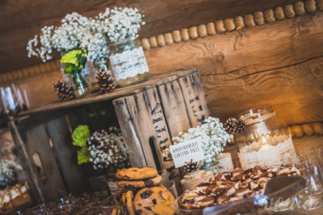 Dekoracja słodkiego stołu